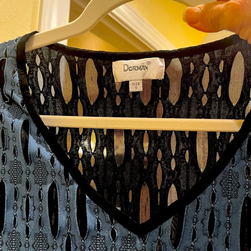 teal/black see-through  leggings with it or a Cami underneath